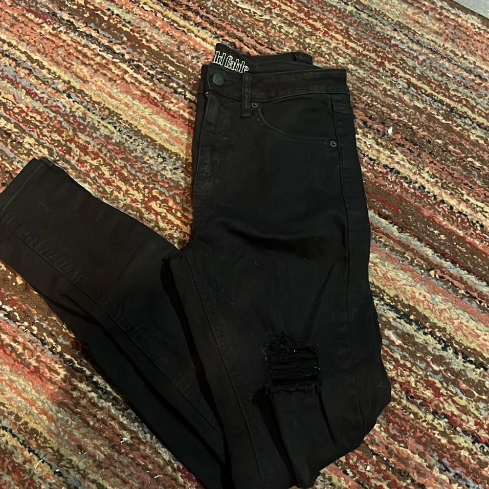 black ripped skinny jeans (size 2)- wild fable